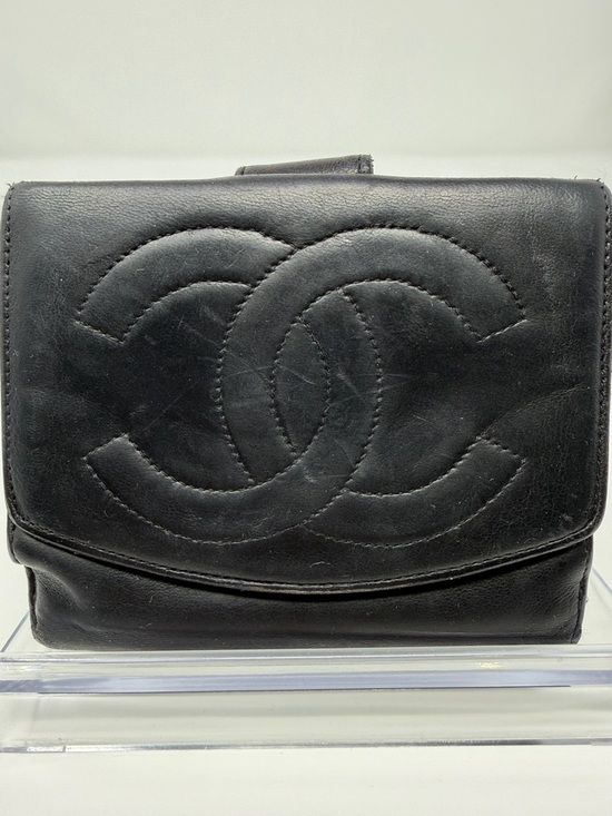 CHANEL Handbags - Chanel Black Lambskin Leather Wallet with Iconic CC Logo